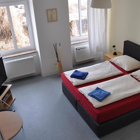 A Bed Privatzimmer Dresden - Nichtraucherpension Rom bilde